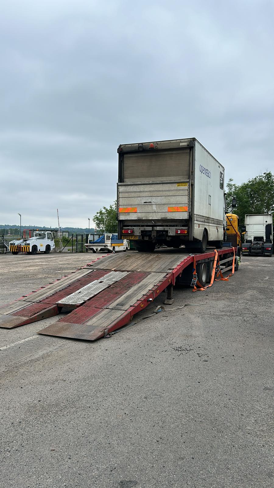FDC low-loader recovering an Openreach box lorry